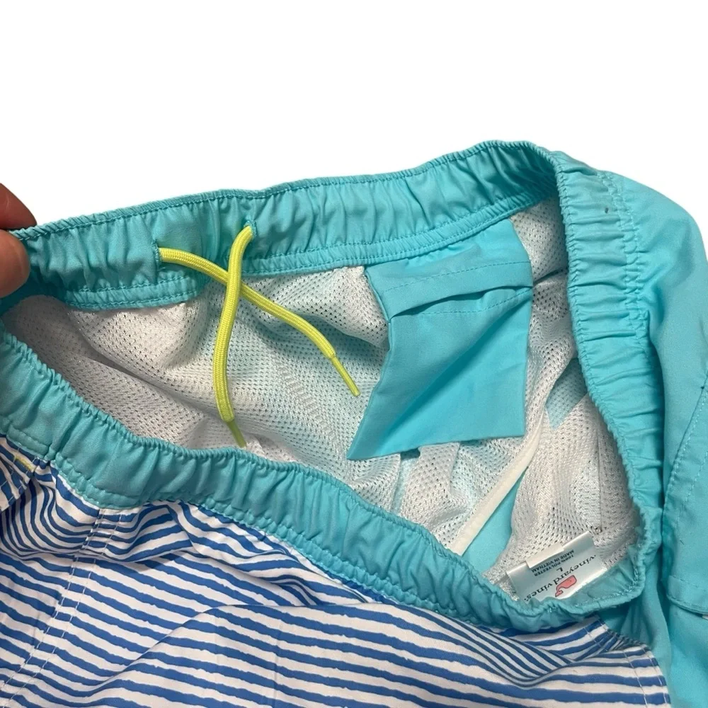 Vineyard‎ Vines Boys Blue Stripe & Solid Colorblock Swim Trunks Size Large